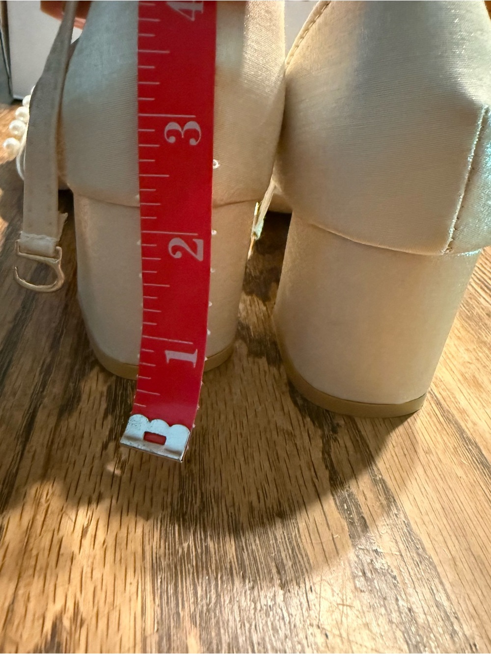 NWOT Fashion Brand Company Pearl-Embellished Satin Block Heel Pumps in Champagne - Picture 5 of 5